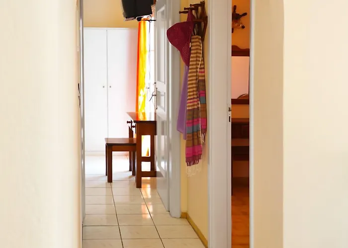 Apartmanhotel Dolphins 3*