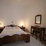 Dolphins Lejlighedshotel 3*