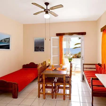 Apart Otel Dolphins Kamári