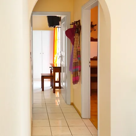 Apart Otel Dolphins 3*