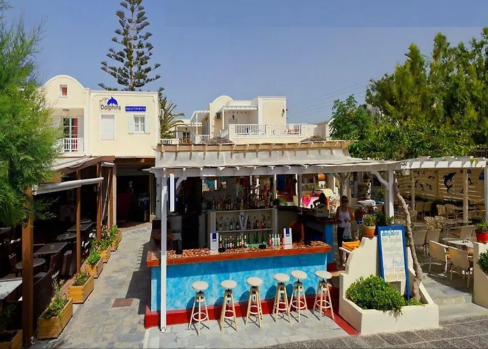 Dolphins Aparthotel 3*