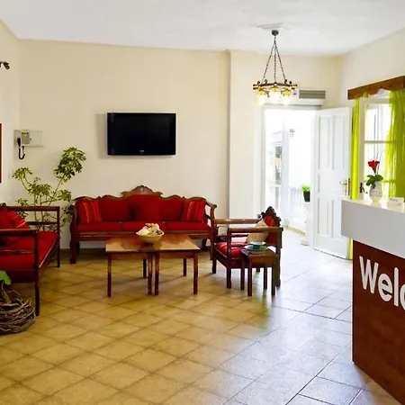 Aparthotel Dolphins 3*