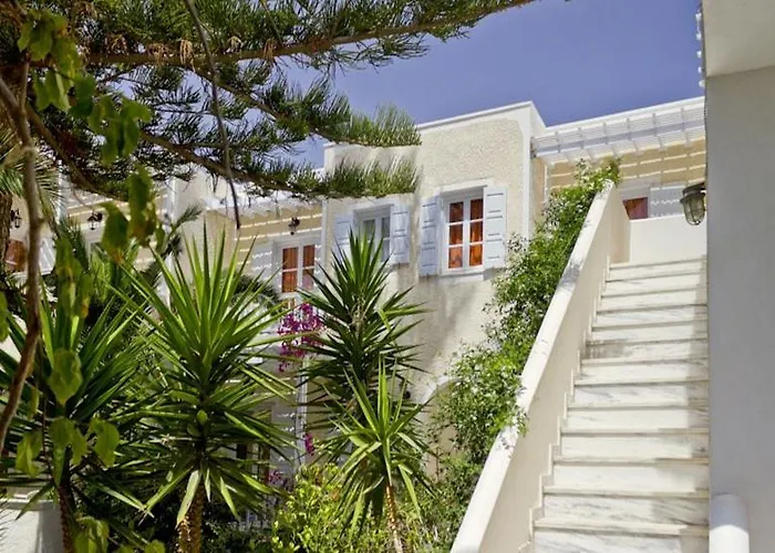 Dolphins Appart hôtel 3*