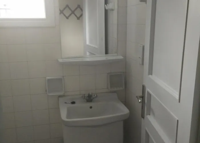 دولفينز 3* Kamári